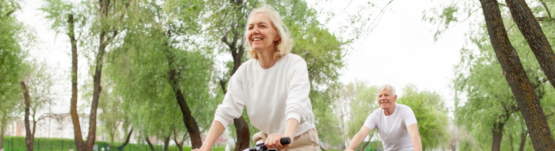 A couple enjoying a bike ride.